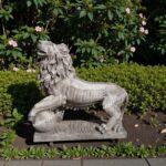 Statua Leone con sfera altezza 106 cm - immagine 4