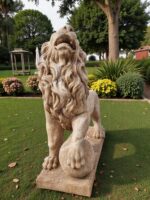 Statua Leone con sfera altezza 106 cm - immagine 4