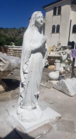 STATUA MADONNA DI LOURDES CON BERNARDETTE ALT. 160 CM - immagine 2