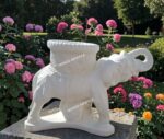 Elefante decorativo con vaso