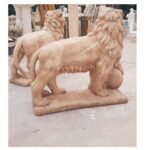 COPPIA DI LEONI CON SFERA ALTEZZA 75 CM - immagine 3