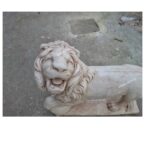 LEONE CON SFERA ALTEZZA 75 CM - immagine 2