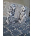 COPPIA DI LEONI CON STEMMA