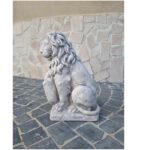 COPPIA DI LEONI CON STEMMA - immagine 8