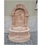 Fontana a muro altezza 120 cm