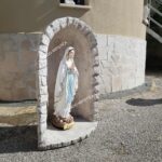 CUPOLA CON STATUA DELLA MADONNA DI LOURDES ALTEZZA 86 CM - immagine 3