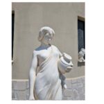 Statua modello venere acquaiola con colonna altezza 136 cm - immagine 4