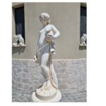 Statua modello venere acquaiola con colonna altezza 136 cm - immagine 6