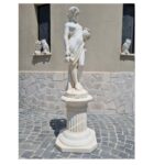 Statua modello venere acquaiola con colonna altezza 136 cm - immagine 7