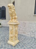 Coppia di statue leoni con colonna altezza 122 cm - immagine 4